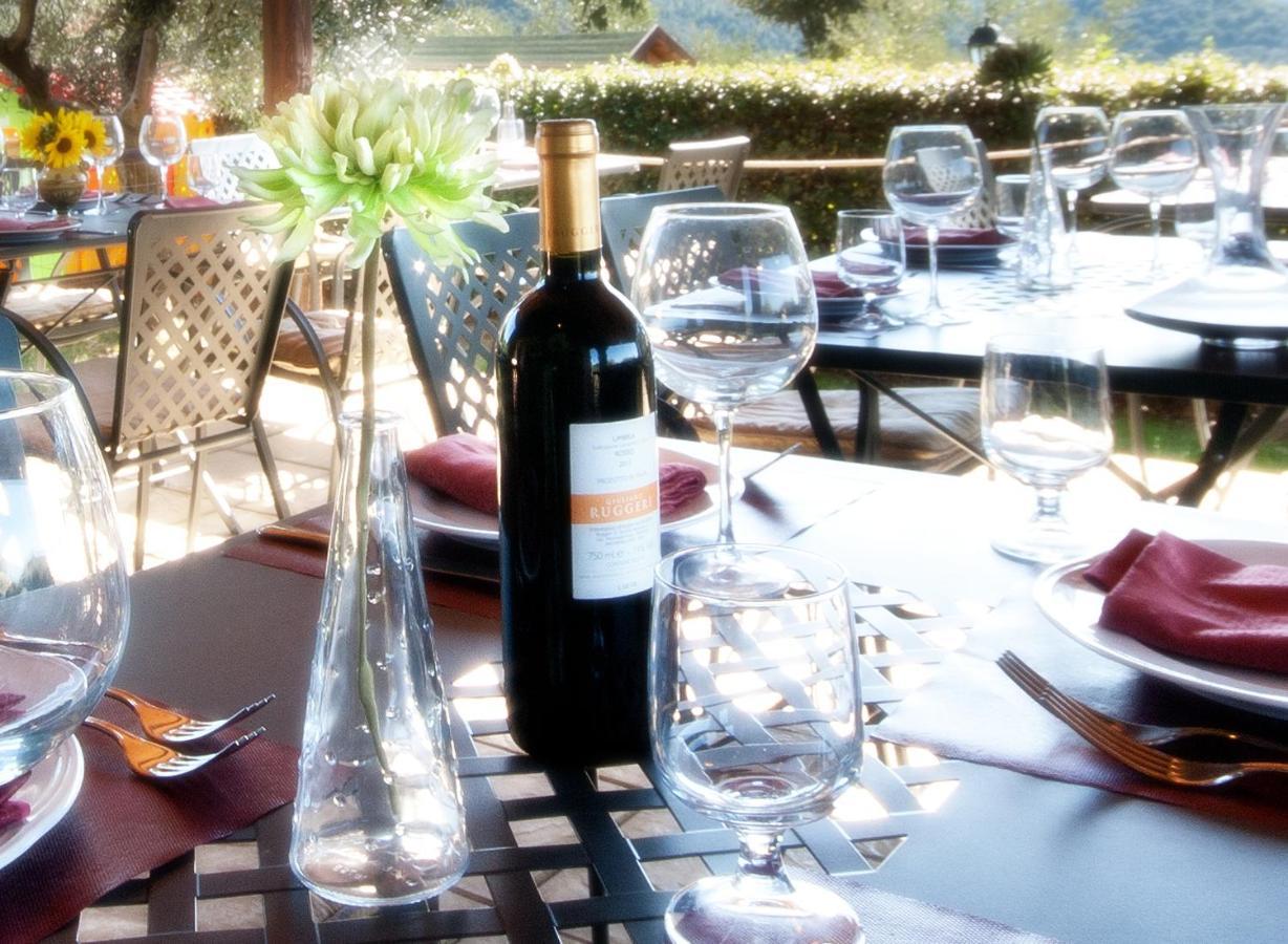 Tenuta Di Forte Sorgnano Gualdo Cattaneo Exteriör bild