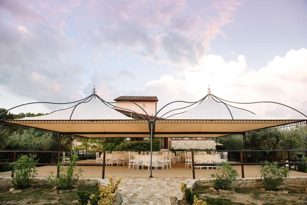 Tenuta Di Forte Sorgnano Gualdo Cattaneo Exteriör bild